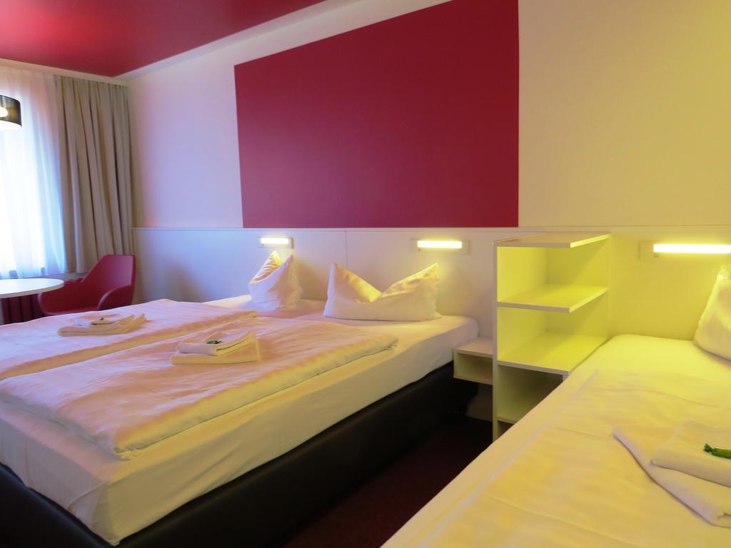 Ka&Ka Hotel Garni Warsow Pokoj fotografie
